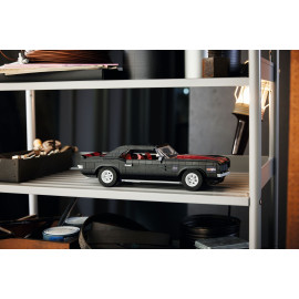 LEGO ICONS 10304 Chevrolet Camaro Z28