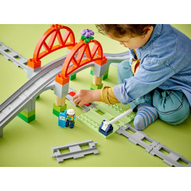 LEGO DUPLO 10426 Most i tory kolejowe — zestaw rozszerzający
