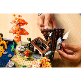 LEGO ICONS 11372 Jesienny ogród z chatką