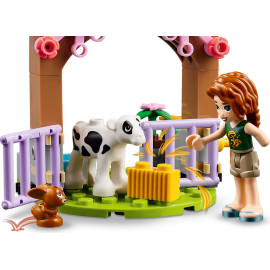 LEGO FRIENDS 42607 Szopa cielątka Autumn