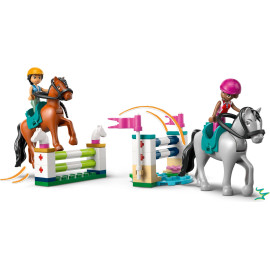 LEGO FRIENDS 42688 Stadnina i szkółka jeździecka