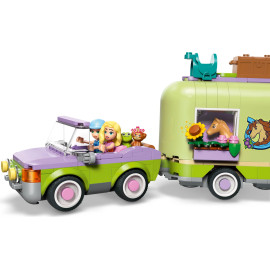 LEGO FRIENDS 42695 Przyczepa z koniem i źrebaczkiem