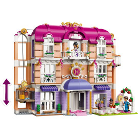 LEGO FRIENDS 42704 Grand Hotel w mieście Heartlake
