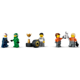 LEGO CITY 60445 F1® Ciężarówka z bolidami RB20 i AMR24 F1®