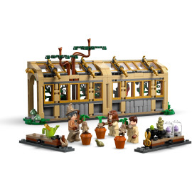 LEGO HARRY POTTER 76445 Zamek Hogwart™: zajęcia z zielarstwa