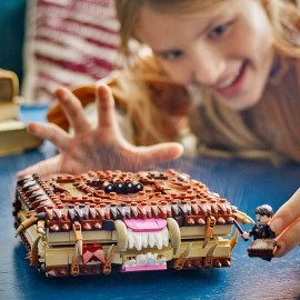 LEGO HARRY POTTER 76449 Potworna księga potworów z zębami