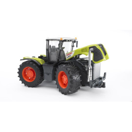 Bruder 03015 traktor Class Xerion